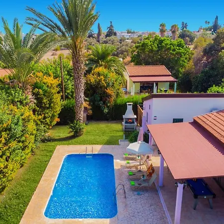 Villa Clymentas By Polis